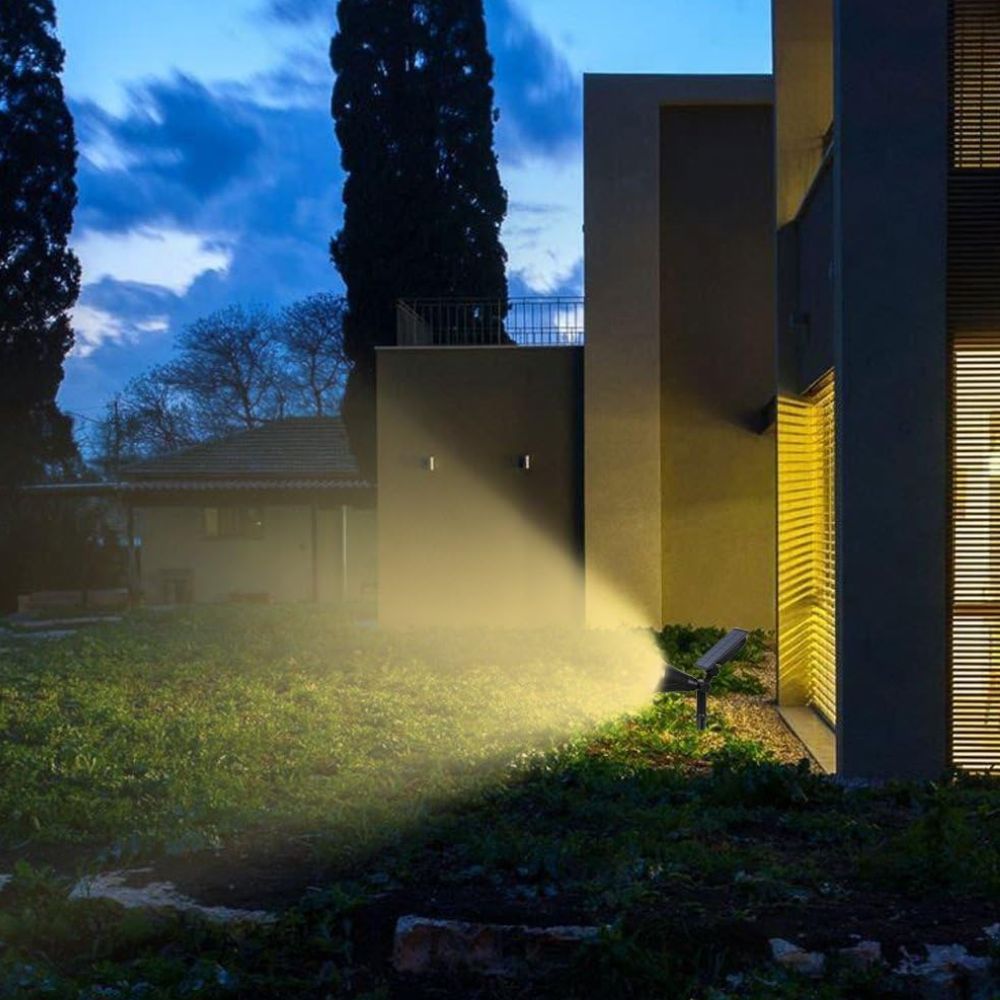 Solar Spot Lights LED Outdoor Garden Pathway Lawn Stake Lamp Landscape Decor UK